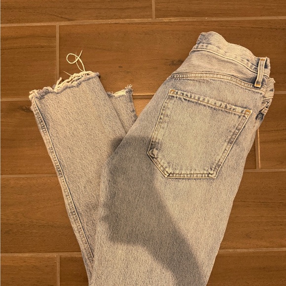 Agolde Riley Cropped Jeans - Picture 2 of 5